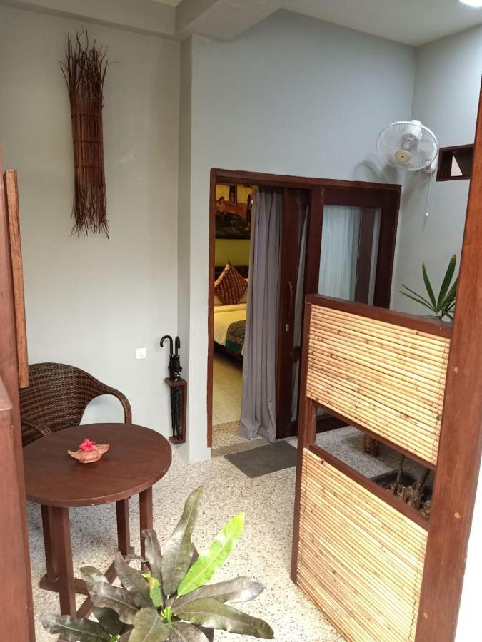 Cocotinos Lembeh A Boutique Dive Lodge Bitung Esterno foto