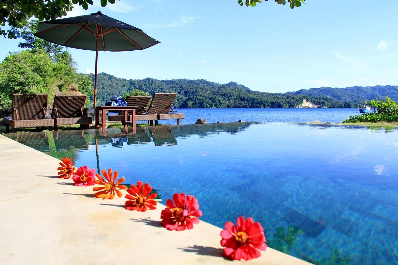 Cocotinos Lembeh A Boutique Dive Lodge Bitung Esterno foto