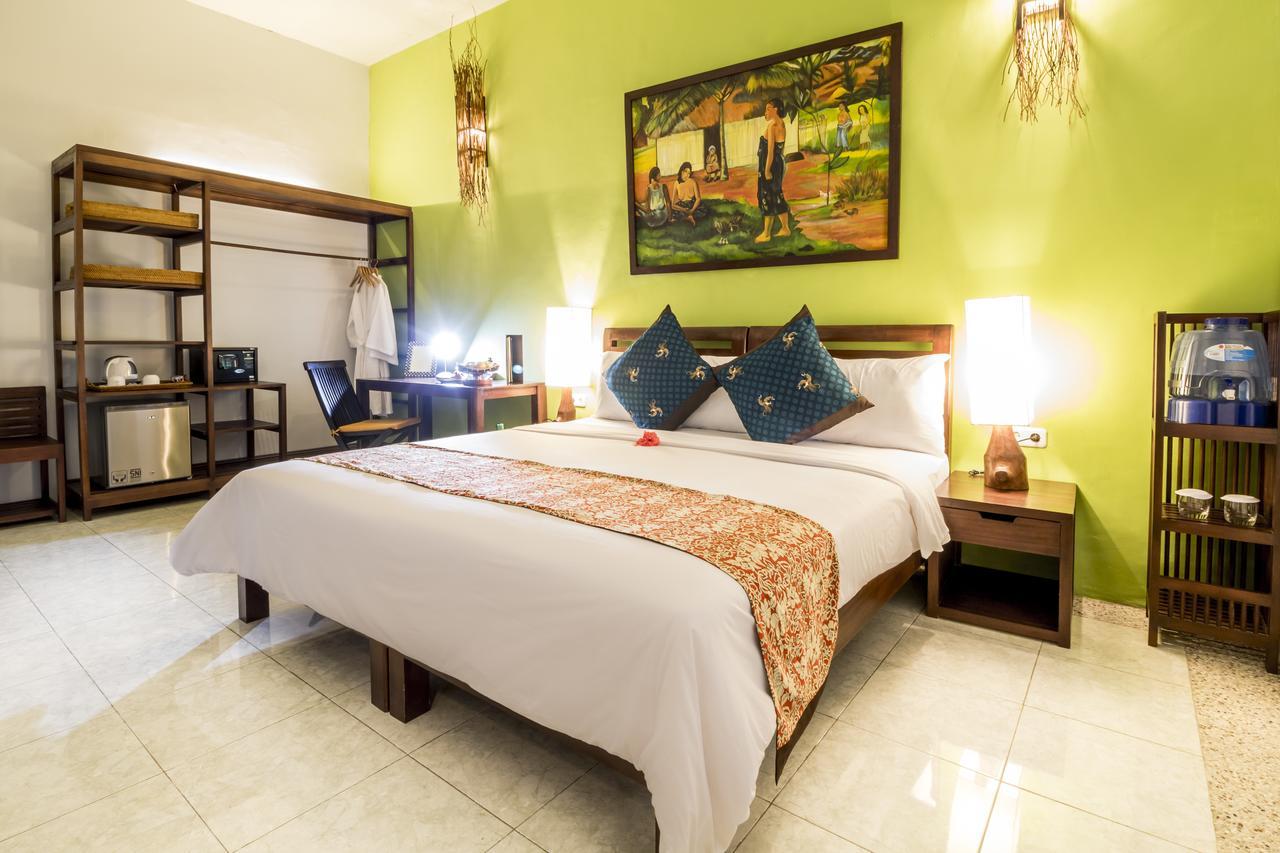 Cocotinos Lembeh A Boutique Dive Lodge Bitung Esterno foto