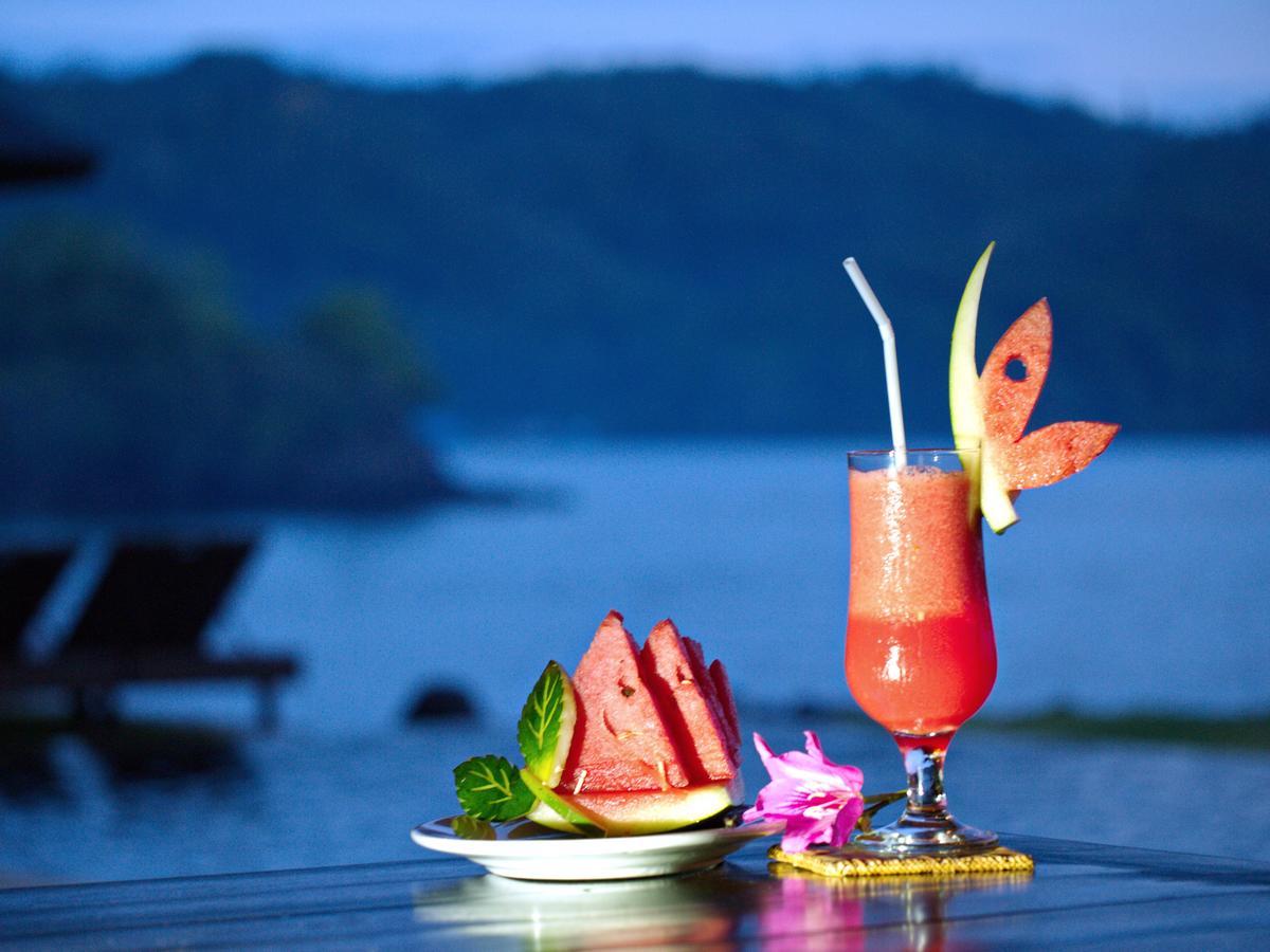 Cocotinos Lembeh A Boutique Dive Lodge Bitung Esterno foto
